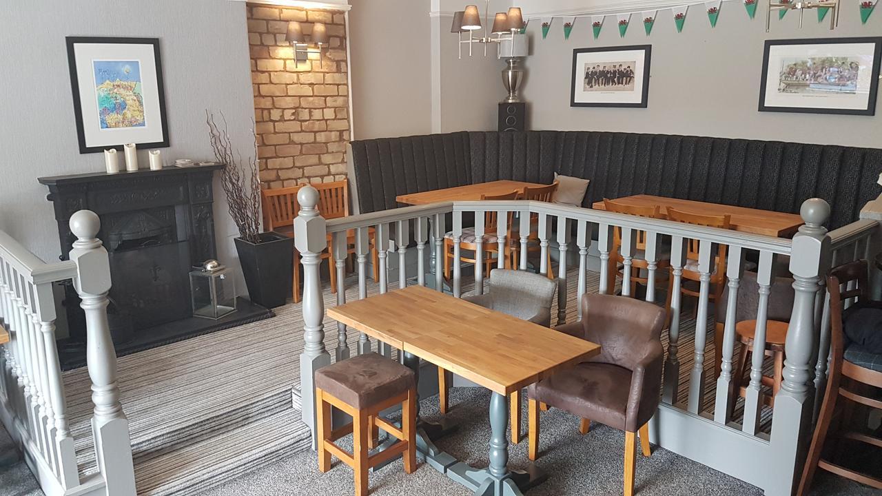 Glan-Neigr Bar Hotel Rhosneigr Esterno foto