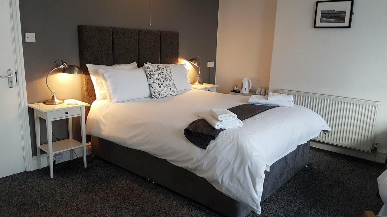 Glan-Neigr Bar Hotel Rhosneigr Esterno foto
